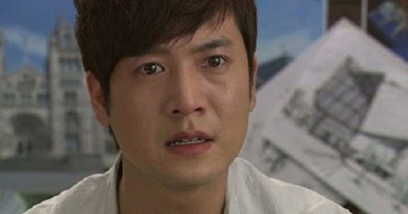 Cứ 5 giờ sáng, vợ lại vào bếp pha một cốc nước gì đó để uống, tôi tò mò theo dõi thì phát hiện bí mật động trời - Ảnh 1